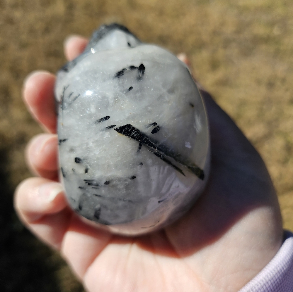black tourmaline skull 3.3 in - Picture 6 of 6